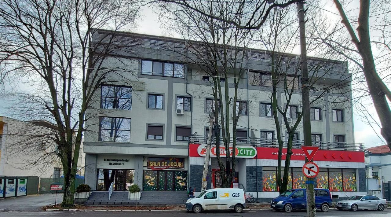 Jolie Suites Брэила Экстерьер фото