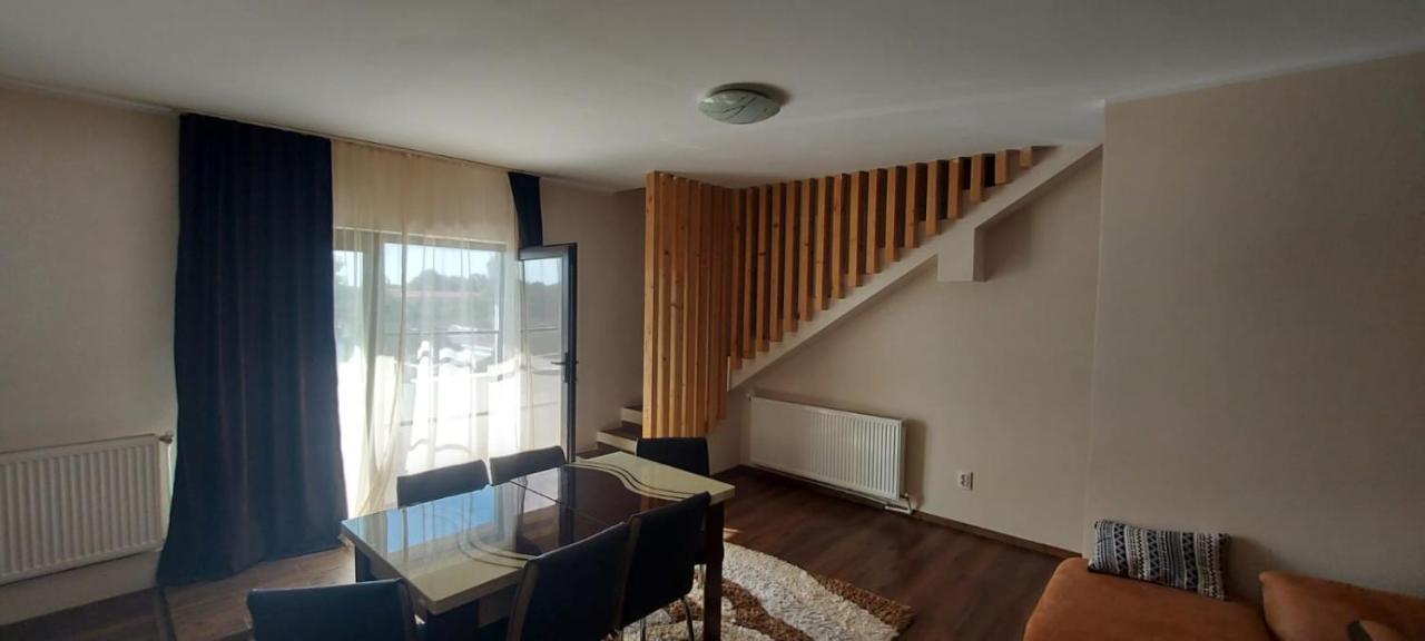 Jolie Suites Брэила Экстерьер фото
